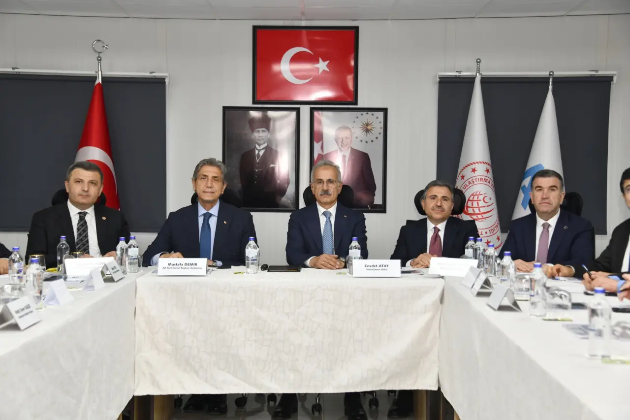 Havalimanı Ne Zaman Açılacak? Bakan Uraloğlu Son Durumu Açıkladı 16