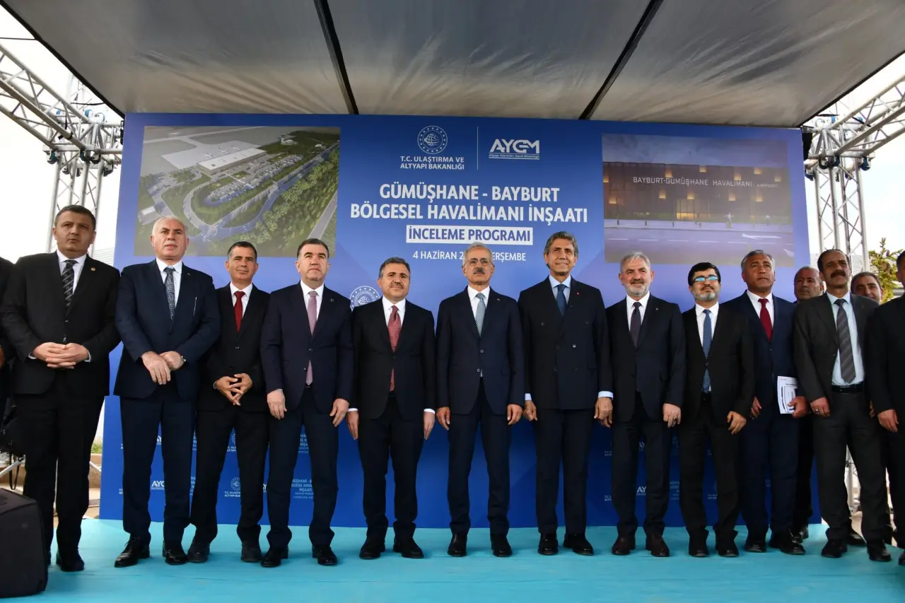 Havalimanı Ne Zaman Açılacak? Bakan Uraloğlu Son Durumu Açıkladı 11
