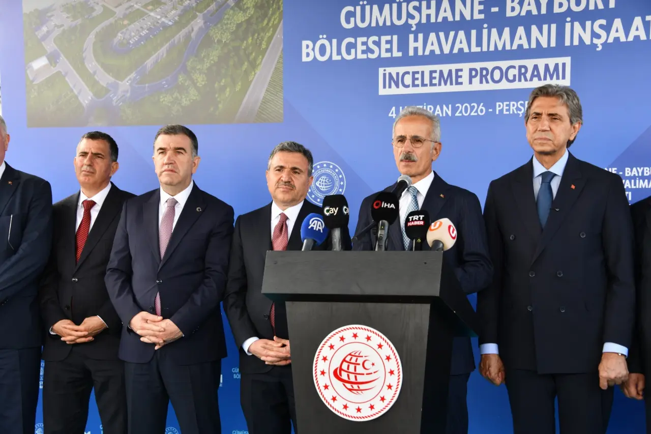 Havalimanı Ne Zaman Açılacak? Bakan Uraloğlu Son Durumu Açıkladı 15