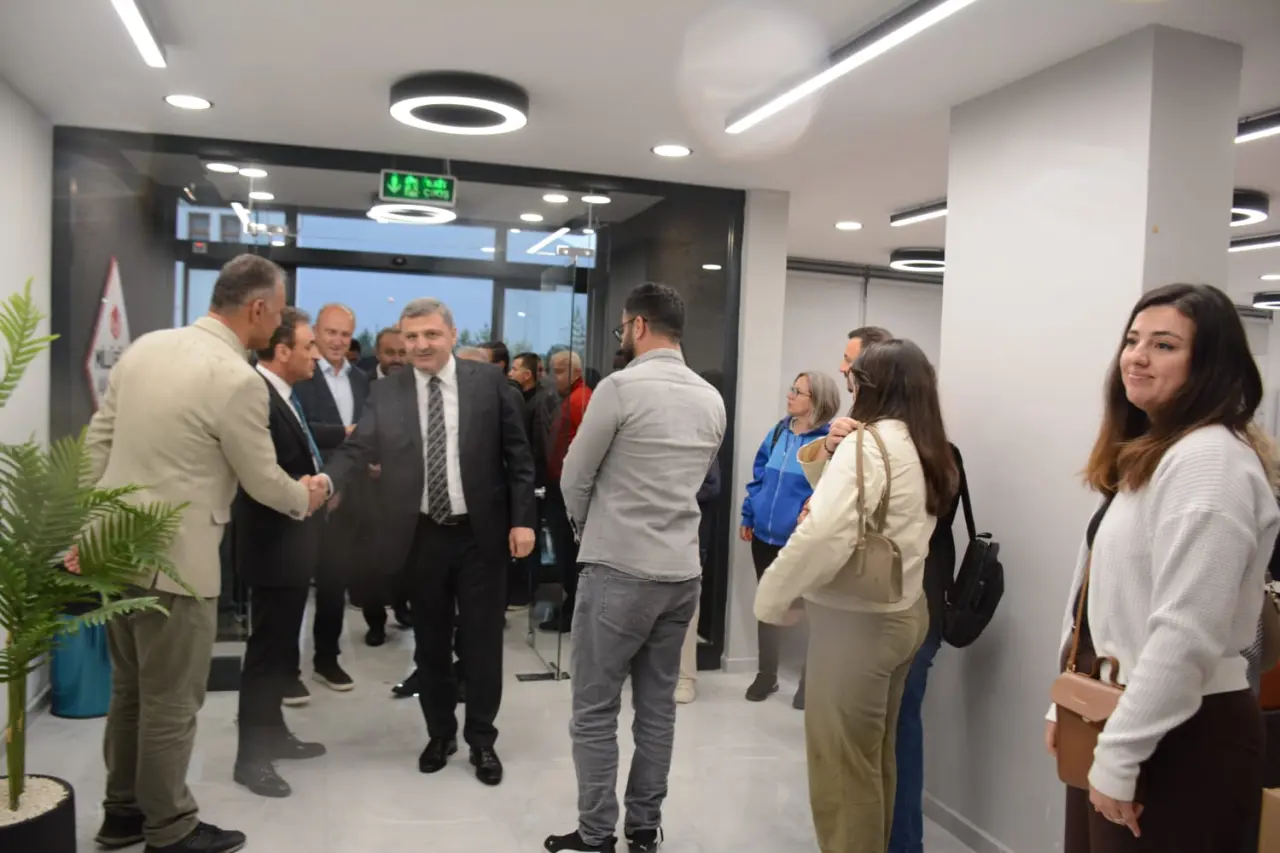 Milletvekili Köse, Gümüşhane Milli Eğitim Akademisi'nin İlk Misafirlerini Ziyaret Etti 3