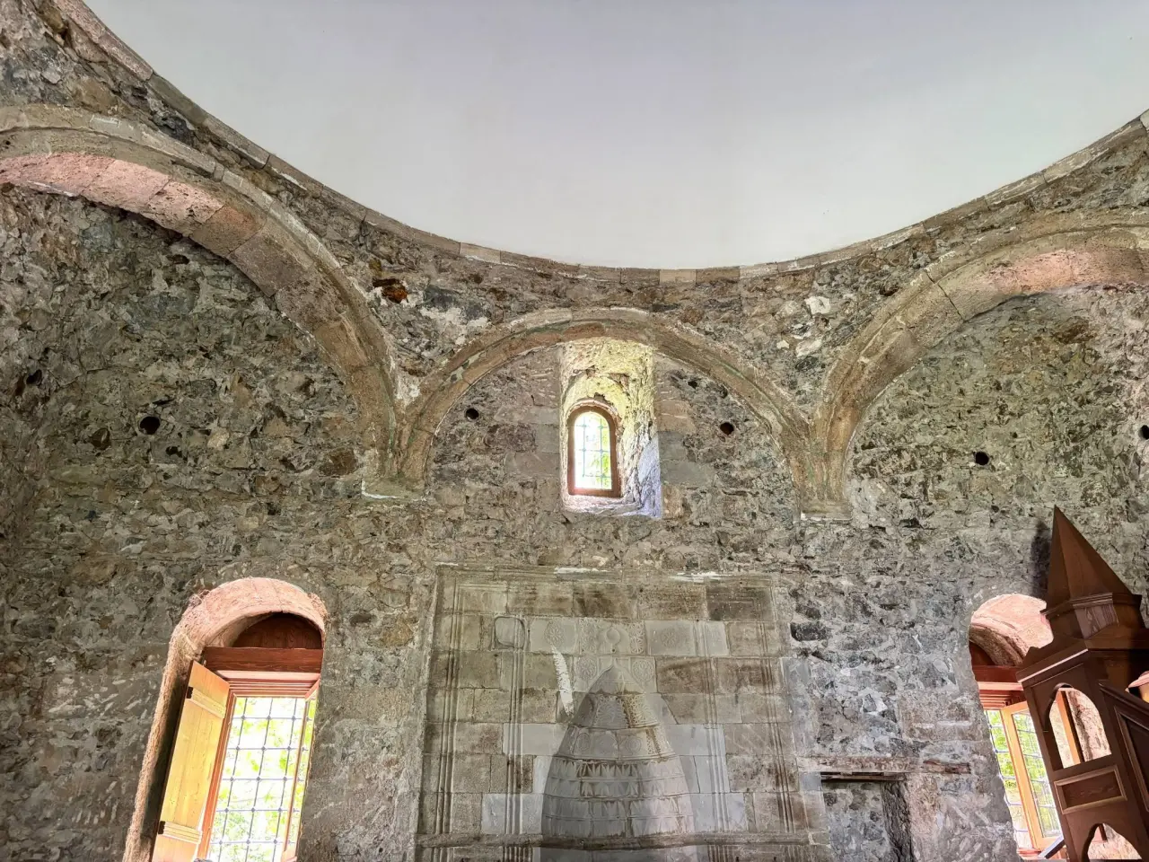 Tarihi Süleymaniye Küçük Camii'nde 105 Yıl Sonra İlk Namaz Kılındı 2