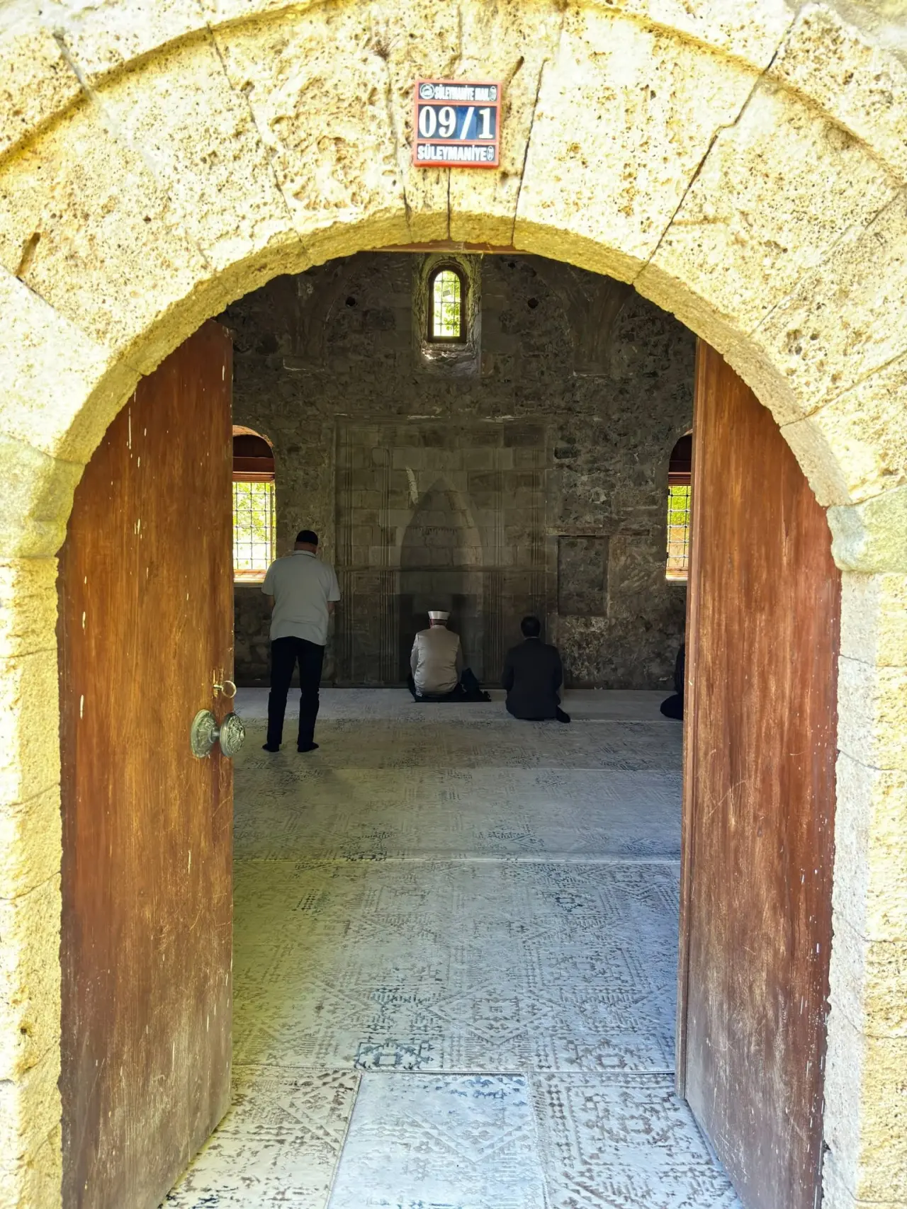 Tarihi Süleymaniye Küçük Camii'nde 105 Yıl Sonra İlk Namaz Kılındı 7