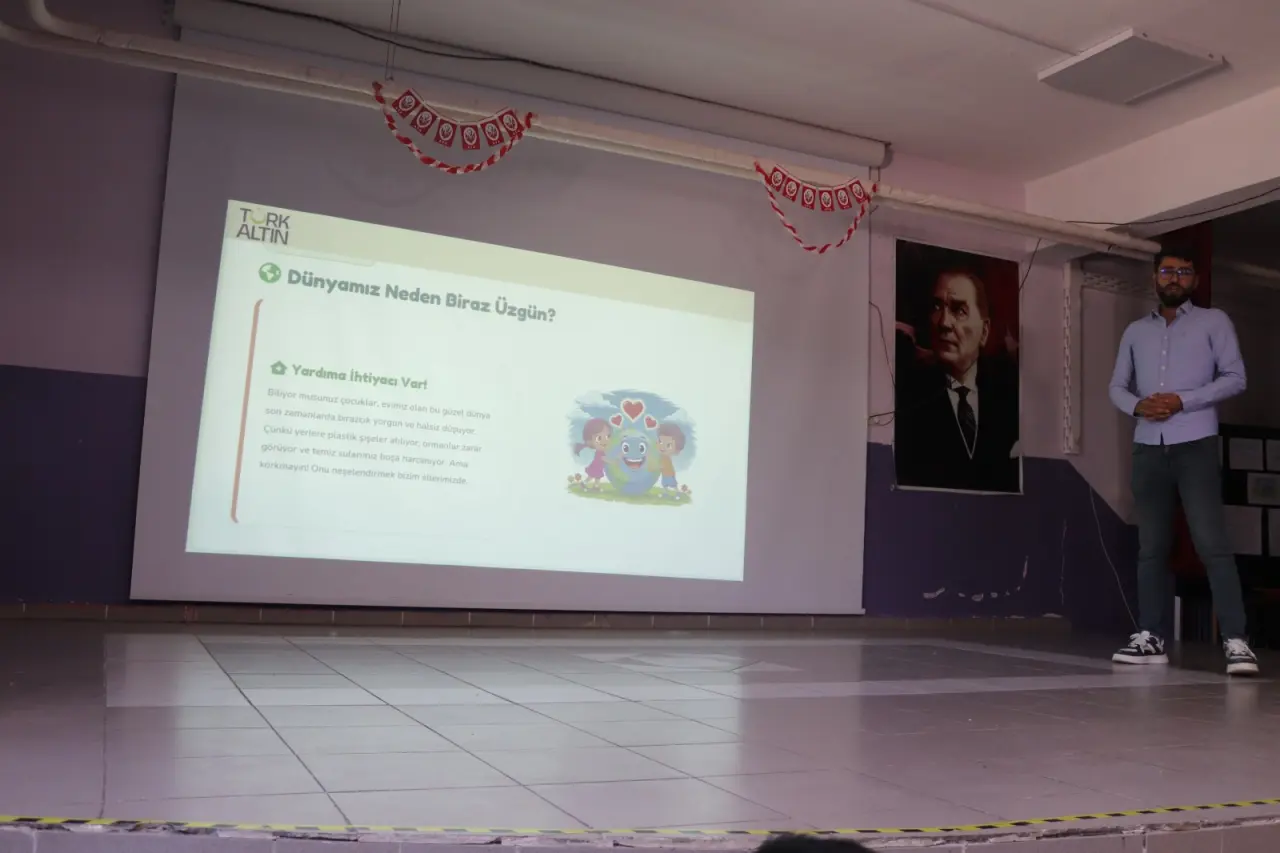 Torul Aktaş Ortaokulu öğrencilerine çevre eğitimi 7