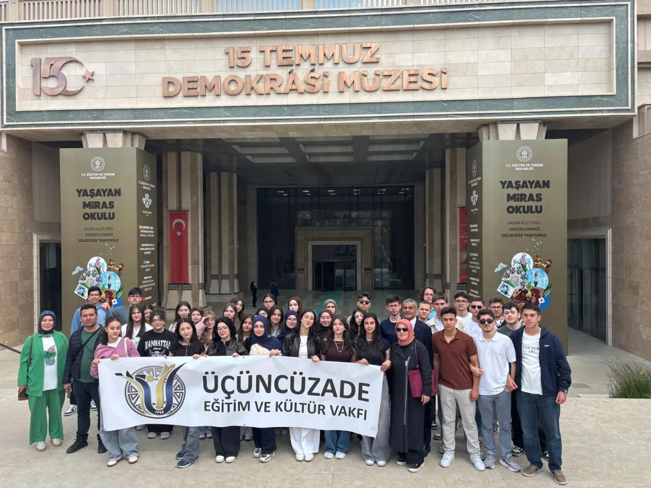 Üçüncüzade Vakfı’ndan Gümüşhane’de Eğitime 1 Milyon Liralık Devasa Destek 13