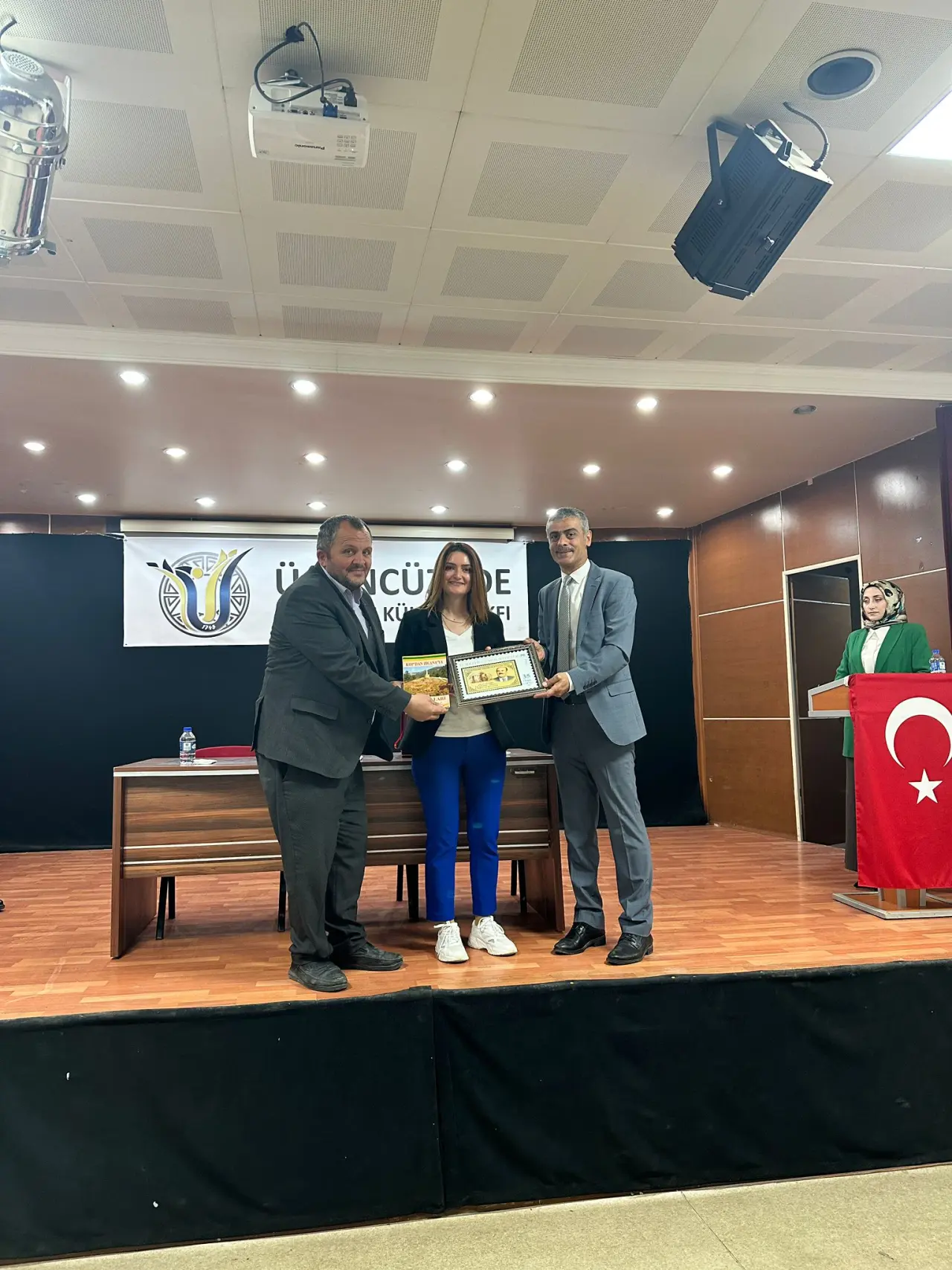 Üçüncüzade Vakfı’ndan Gümüşhane’de Eğitime 1 Milyon Liralık Devasa Destek 63