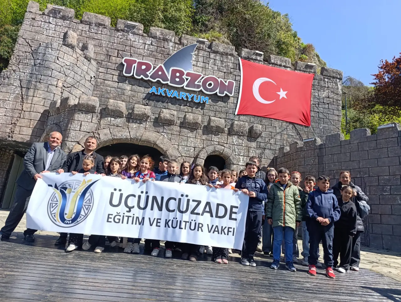 Üçüncüzade Vakfı’ndan Gümüşhane’de Eğitime 1 Milyon Liralık Devasa Destek 16