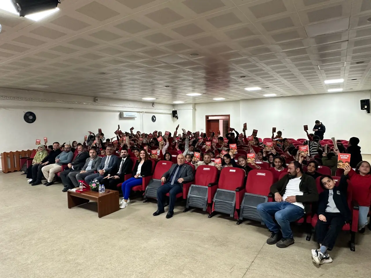 Üçüncüzade Vakfı’ndan Gümüşhane’de Eğitime 1 Milyon Liralık Devasa Destek 61