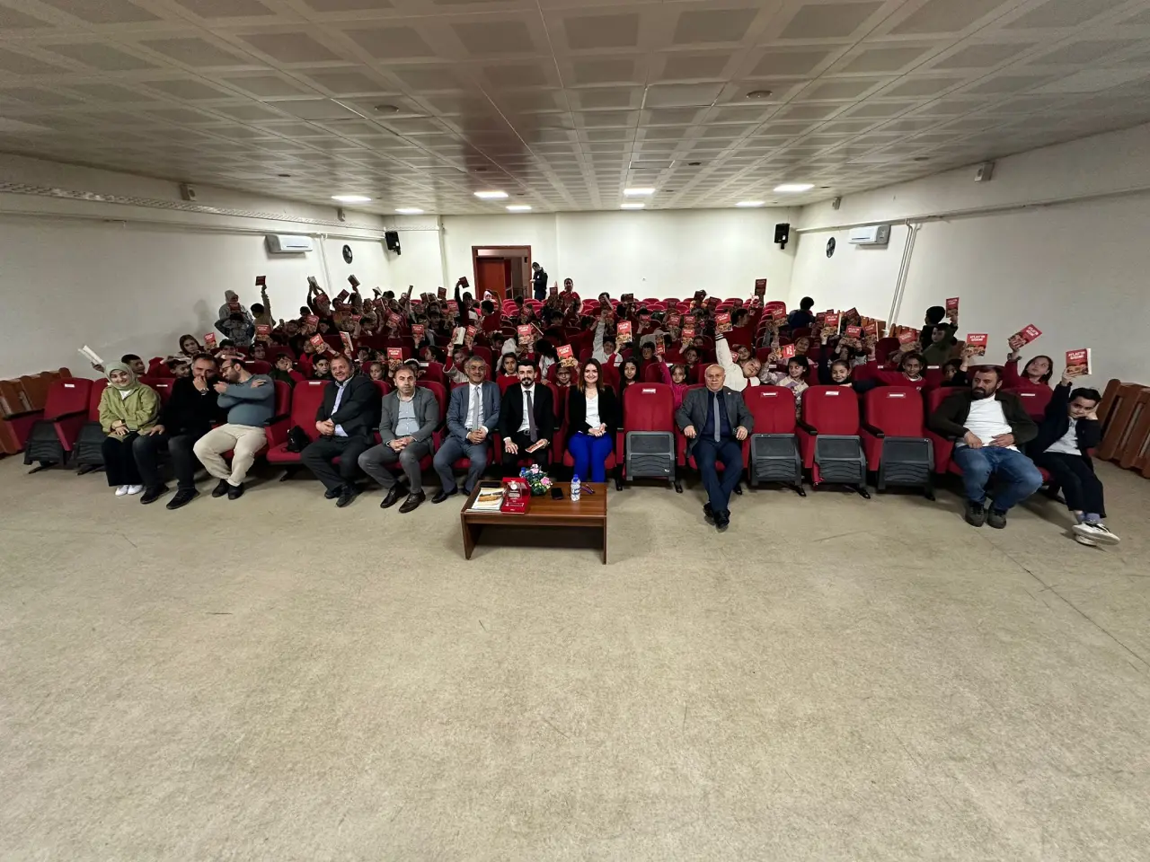 Üçüncüzade Vakfı’ndan Gümüşhane’de Eğitime 1 Milyon Liralık Devasa Destek 57