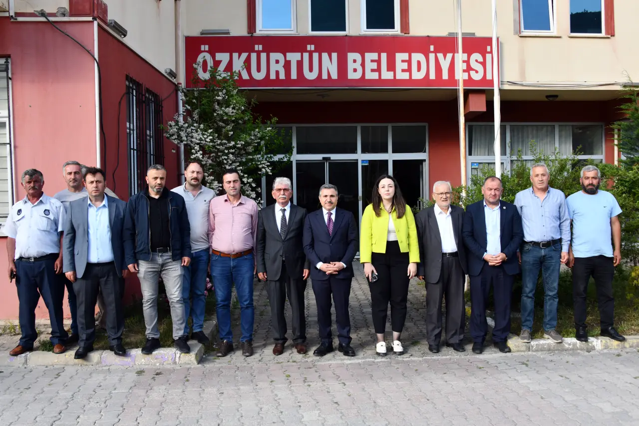 Vali Atay Kürtün’e Çıkarma Yaptı: Şehit Ailesinden Muhtarlara Yoğun Mesai 45