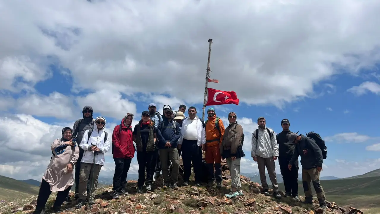 GÜDAK’tan Kostan Dağı-Dölek Köyü Rotasında 20 Kilometrelik Yürüyüş 8