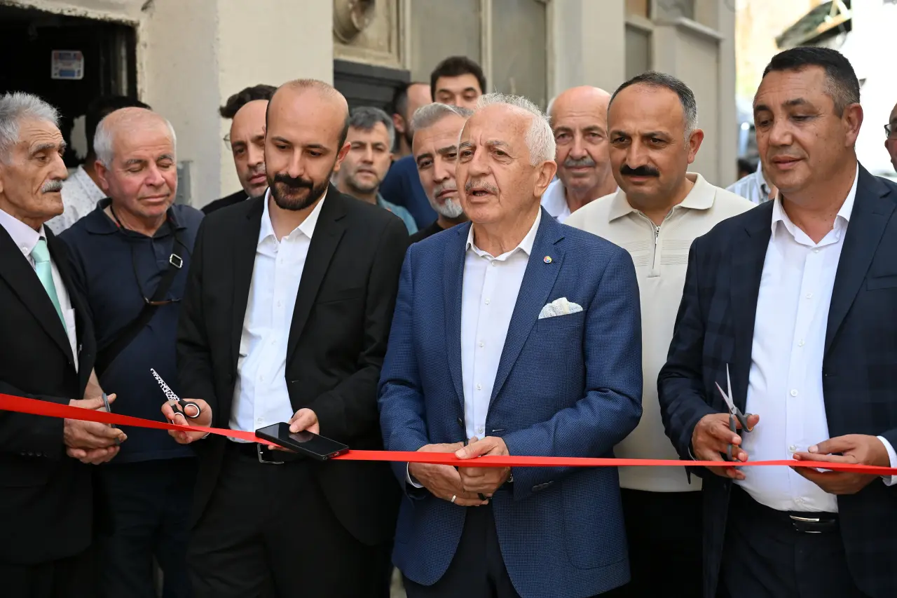 Diş Hekimi Hüseyin Baki Ergin Ağız ve Diş Sağlığı Kliniği açıldı 4