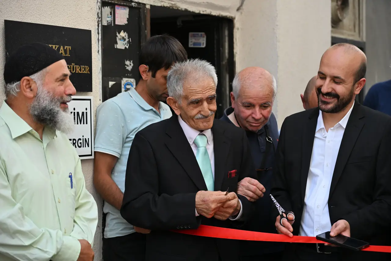 Diş Hekimi Hüseyin Baki Ergin Ağız ve Diş Sağlığı Kliniği açıldı 8