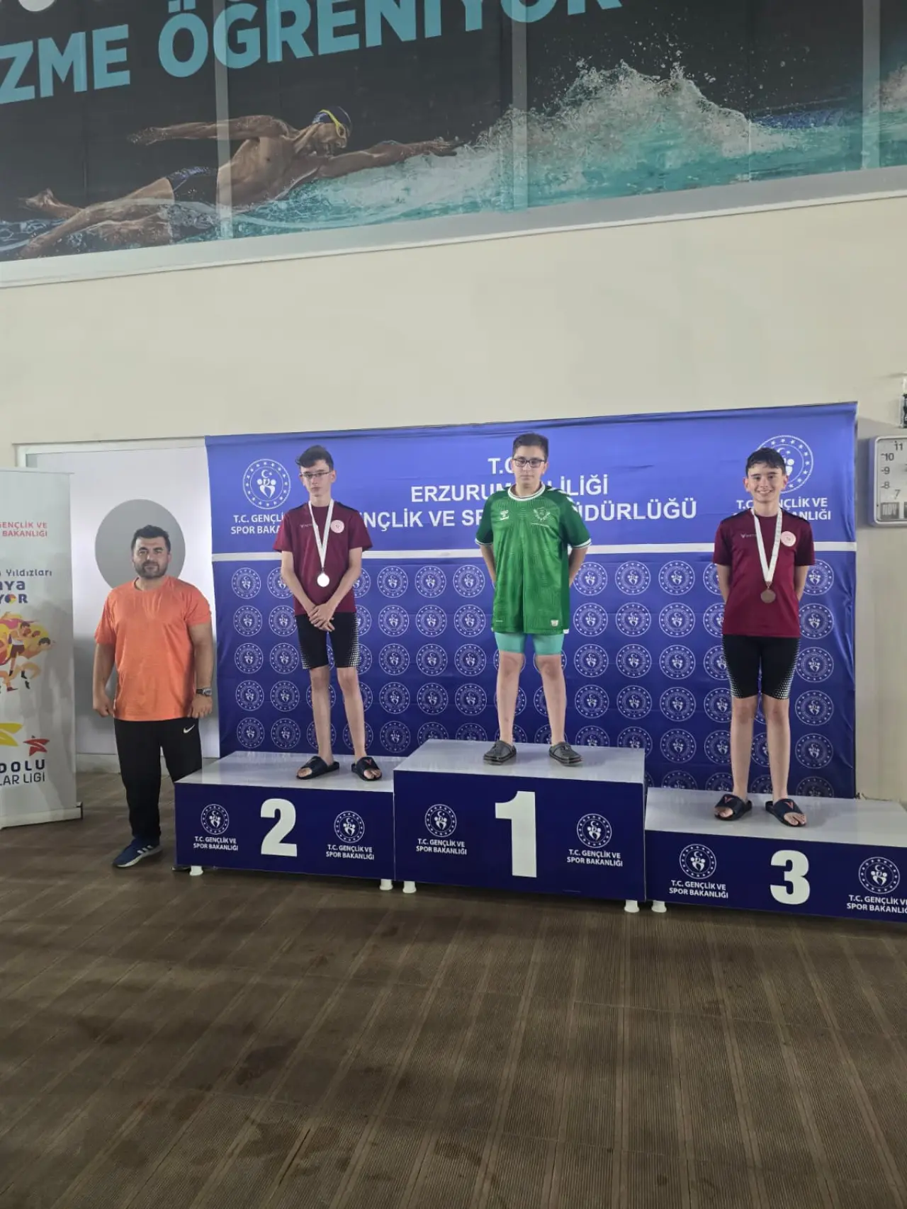 Erzurum Olimpik Havuzunda Gümüşhane Rüzgarı: Madalyaları Toplayıp Döndüler! 1