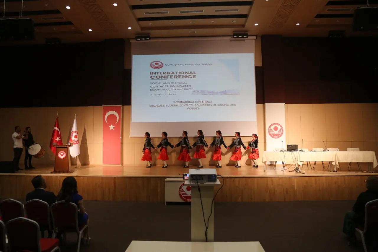 Gümüşhane Üniversitesi’nde Uluslararası Sosyal ve Kültürel Temaslar Konferansı başladı 4