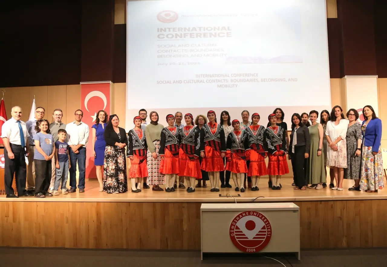 Gümüşhane Üniversitesi’nde Uluslararası Sosyal ve Kültürel Temaslar Konferansı başladı 3
