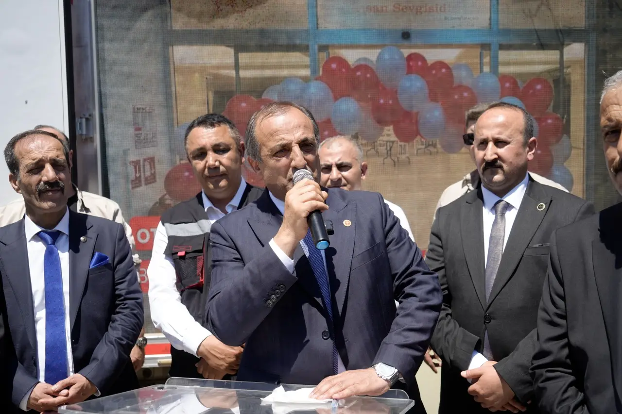 Gümüşhane'de 250 Araçlık Otopark Projesinin İlk Harcı Döküldü 1
