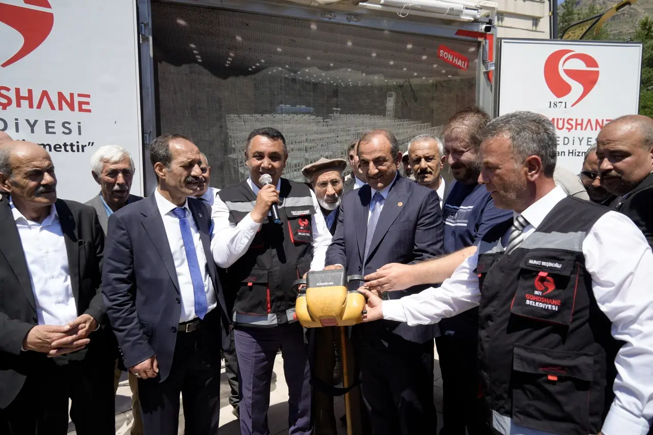 Gümüşhane'de 250 Araçlık Otopark Projesinin İlk Harcı Döküldü 6
