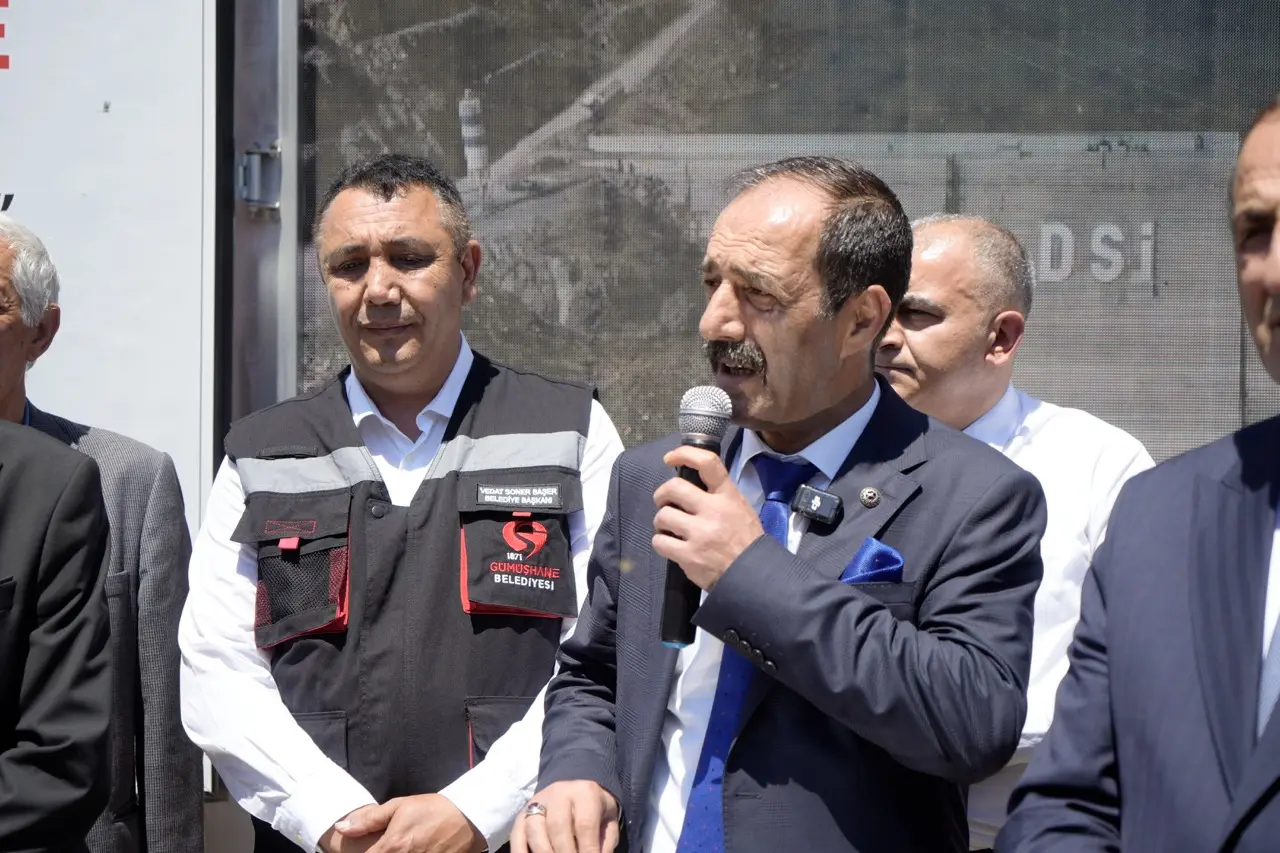 Gümüşhane'de 250 Araçlık Otopark Projesinin İlk Harcı Döküldü 8