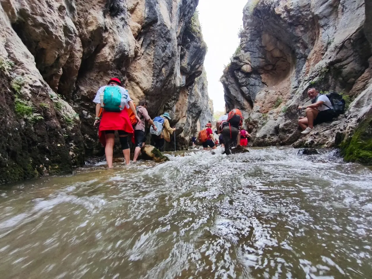 Gümüşhane’de doğaseverler Yılanlı Kanyon'u keşfetti 2