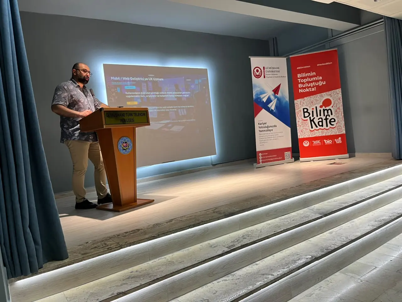 Gümüşhane'de Gençlere Ufuk Açan Buluşma: Bilim Kafe 5