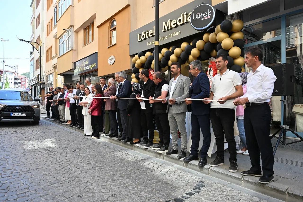 Gümüşhane'de Lötek Media düzenlenen törenle hizmete açıldı 7