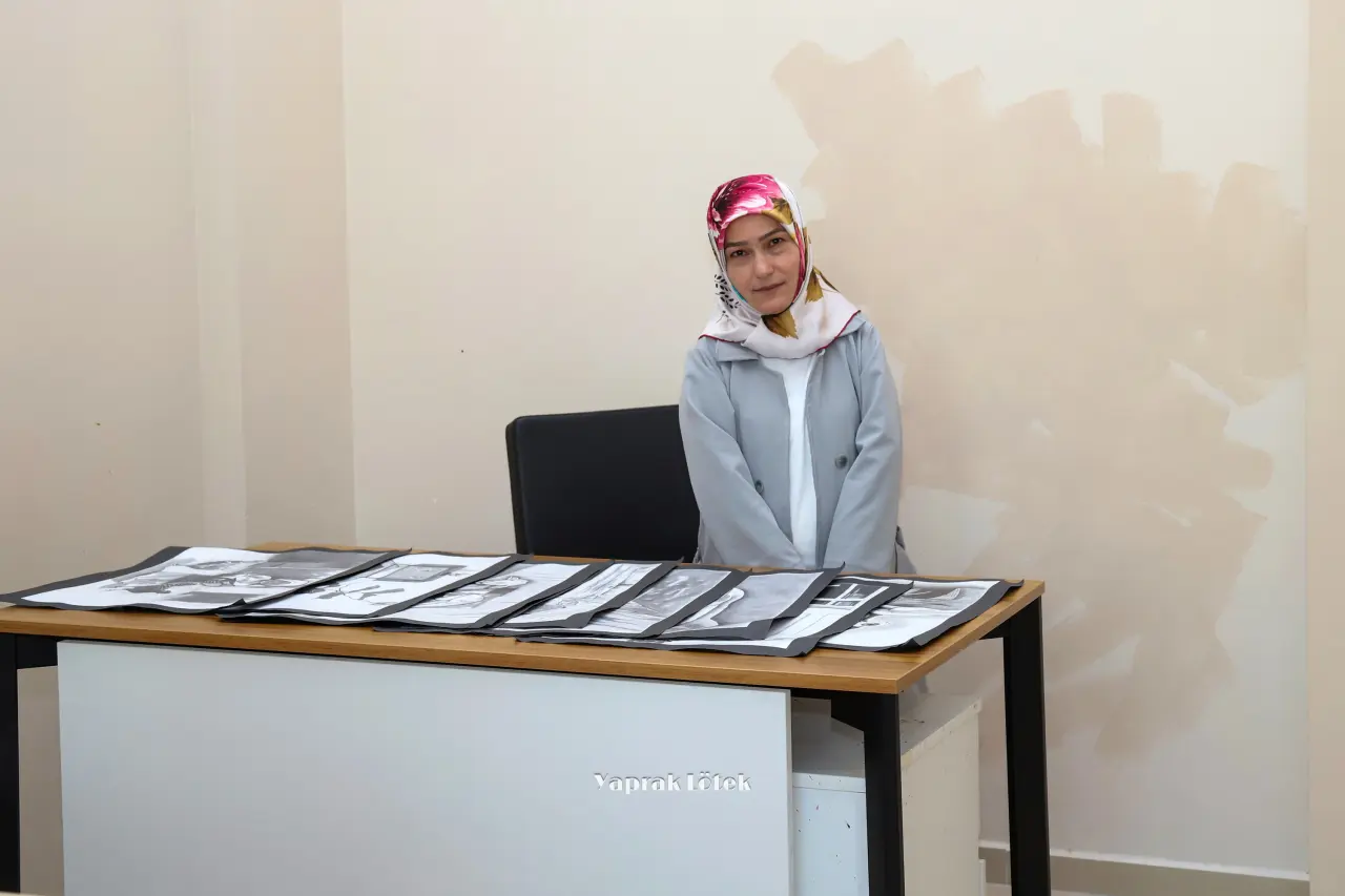 Kelkitli Rukiye Arslan Azmiyle Hem Resim Hem Edebiyat Dünyasına Damga Vurdu 25