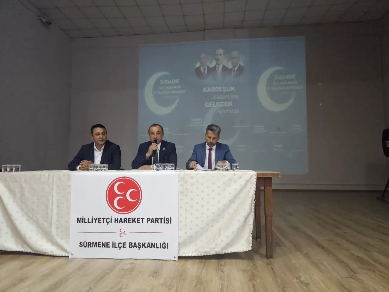 Milletvekili Musa Küçük Kocaeli ve Trabzon'daki MHP İlçe Kongrelerinde Divan Başkanlığı Yaptı 7