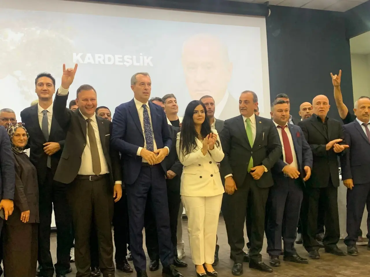Milletvekili Musa Küçük Kocaeli ve Trabzon'daki MHP İlçe Kongrelerinde Divan Başkanlığı Yaptı 2