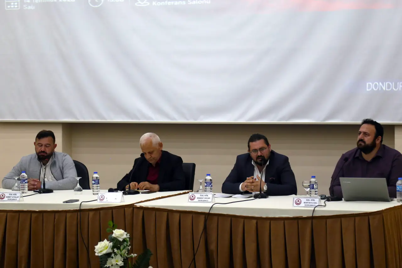 Gümüşhane Üniversitesinde Çok Boyutlu 15 Temmuz Paneli Düzenlendi 4