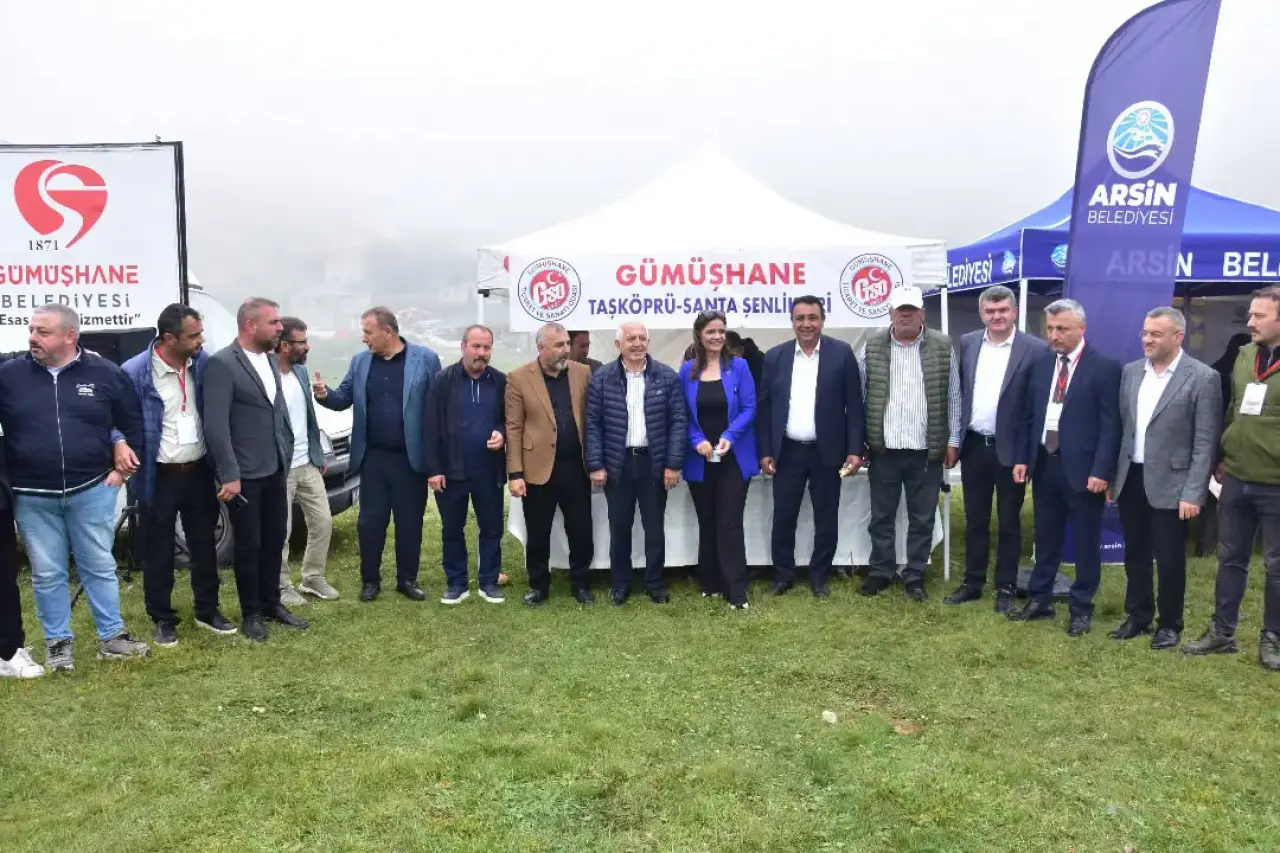 Sis Bile Durduramadı! Taşköprü Yaylası'nda İki Gün Süren Büyük Buluşma 4
