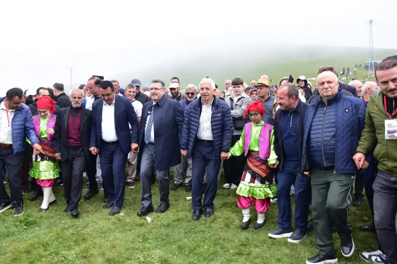 Sis Bile Durduramadı! Taşköprü Yaylası'nda İki Gün Süren Büyük Buluşma 6