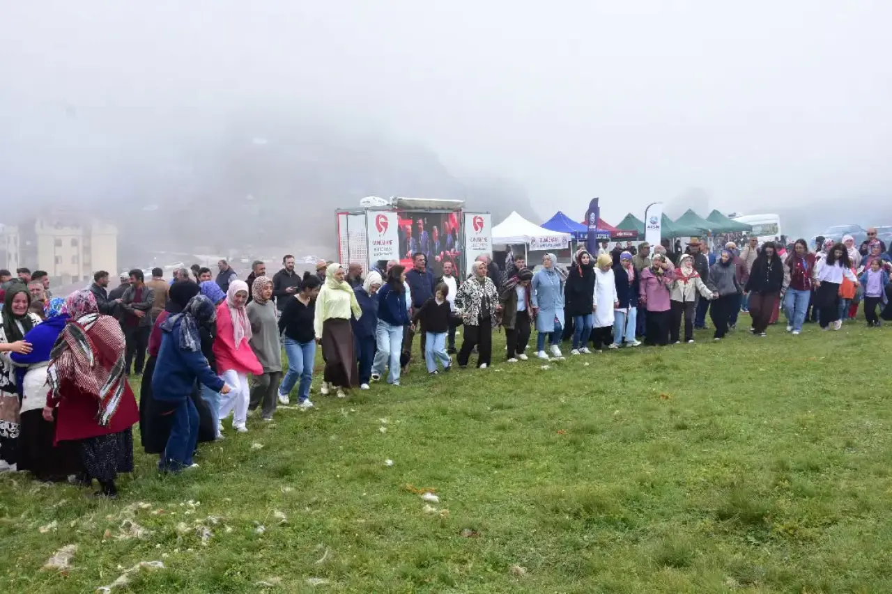 Sis Bile Durduramadı! Taşköprü Yaylası'nda İki Gün Süren Büyük Buluşma 1
