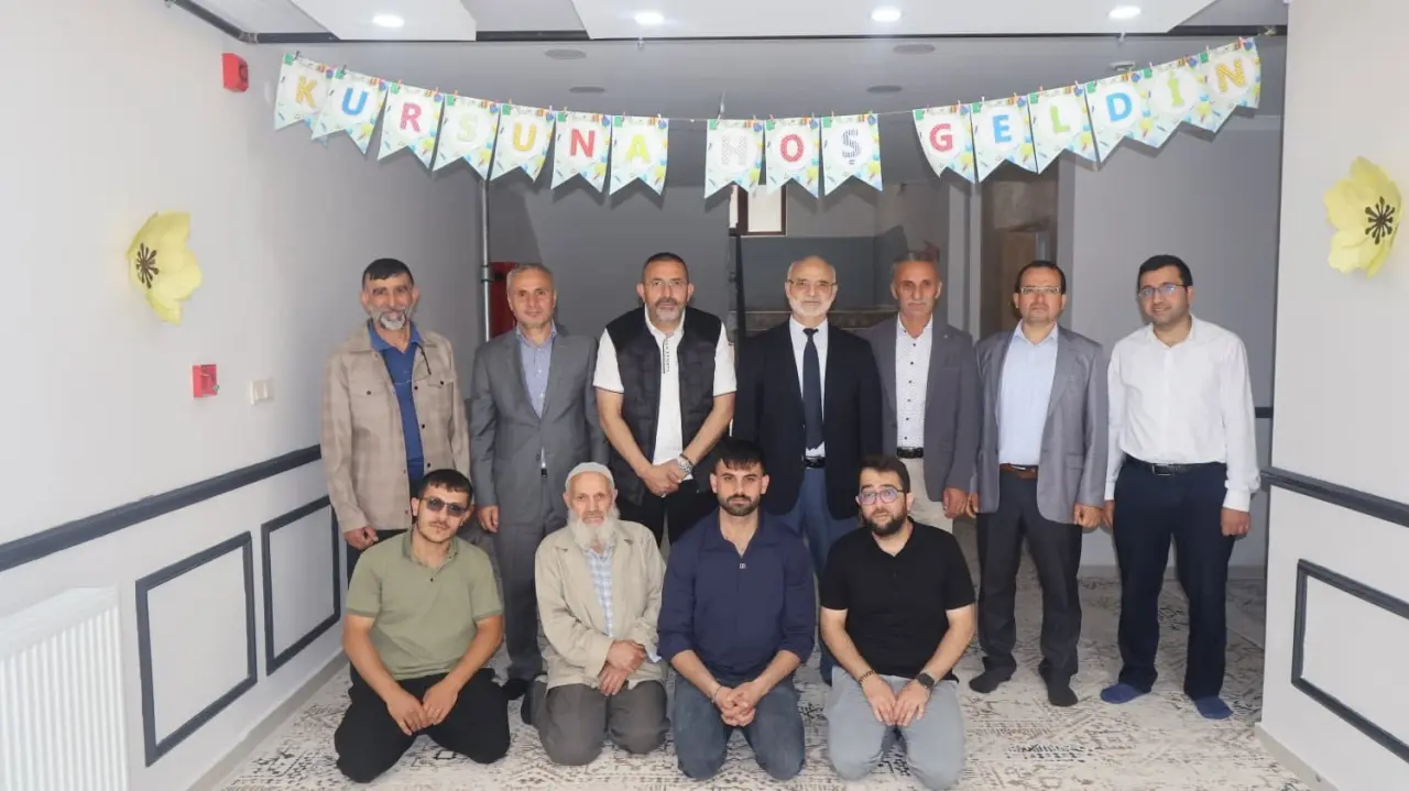 Yaz Kur'an Kursları Kız Öğrencileri Yeni Yerleşkede Eğitime Başladı 10