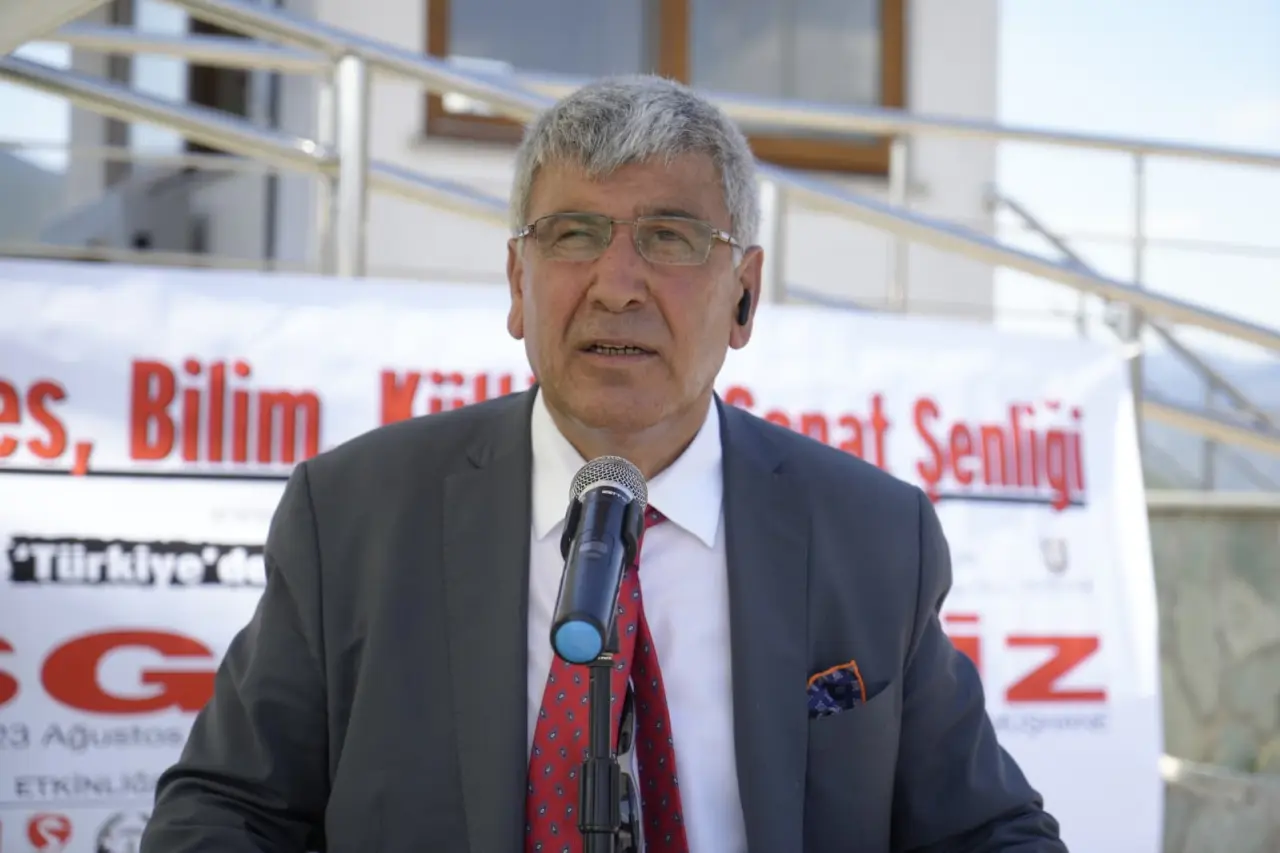 240 Metre Yükseklikte Tarihi Buluşma: Türkiye'de İz Bırakan Torullular Açıklandı 14