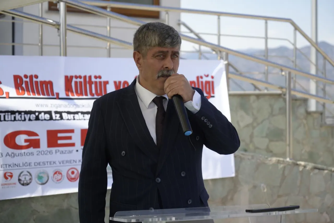 240 Metre Yükseklikte Tarihi Buluşma: Türkiye'de İz Bırakan Torullular Açıklandı 15