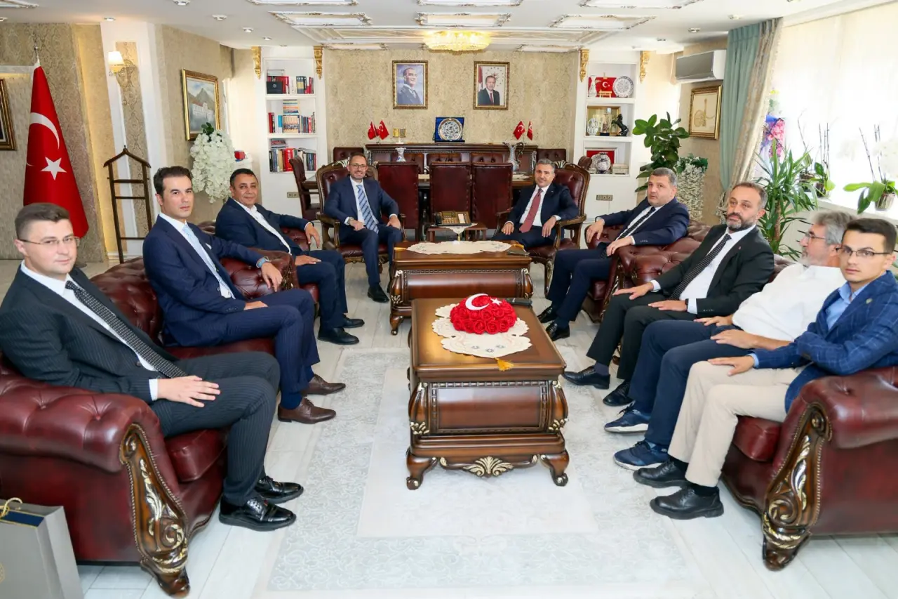 Adalet Bakan Yardımcısı Ayyıldız Gümüşhane’de temaslarda bulundu 5