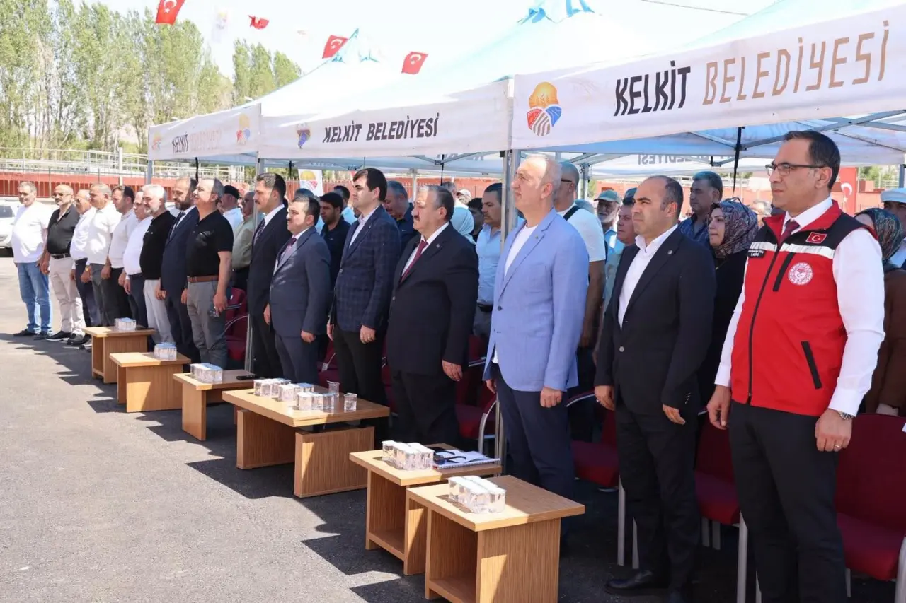 Bölgenin En Modern Tesisi Kelkit'te Açıldı: Üreticiye Büyük Müjde! 1