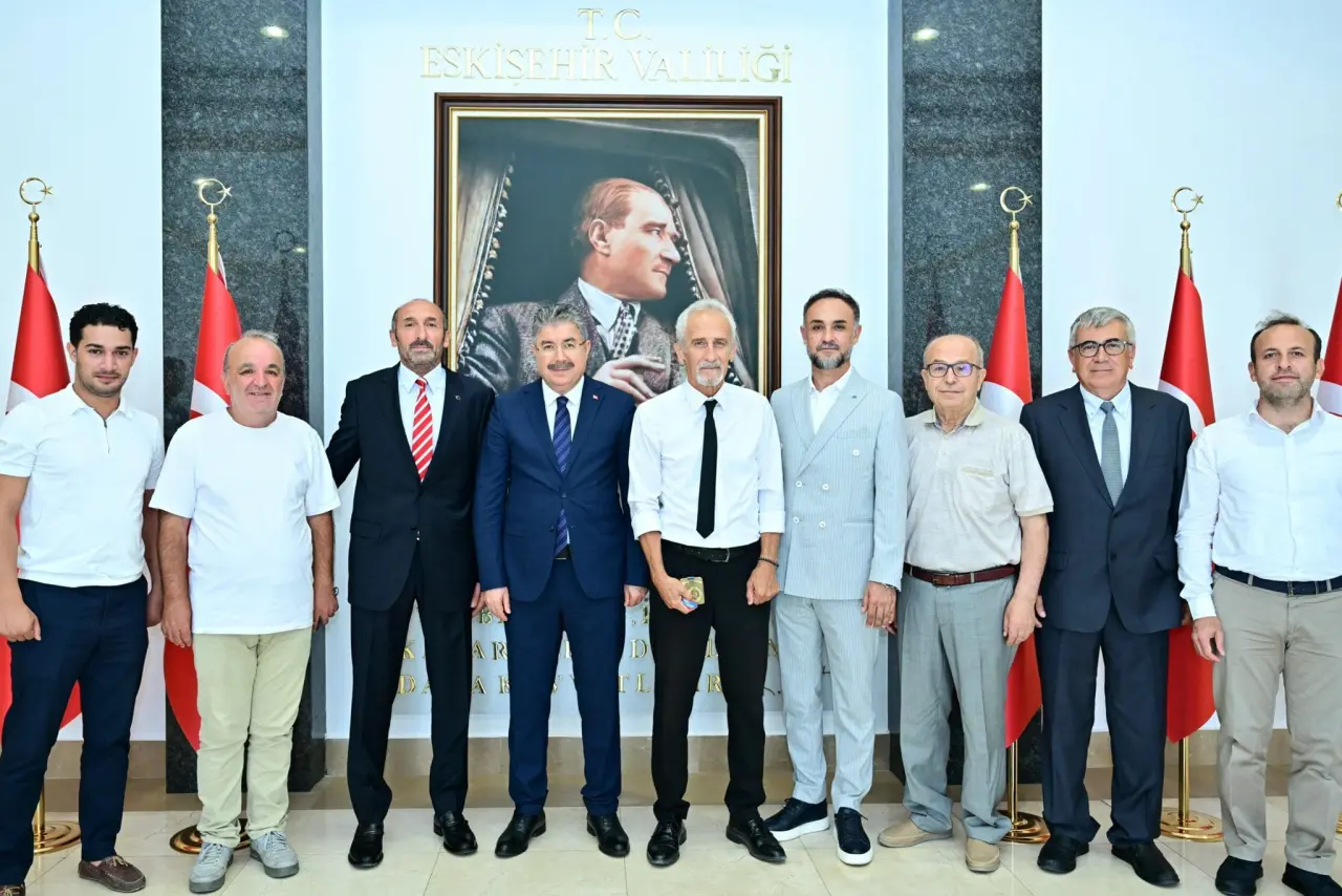 Eskişehir'deki Gümüşhanelilerden Vali Yılmaz’a ziyaret: Eylül Ayındaki Büyük Buluşmaya Davet Ettiler 2