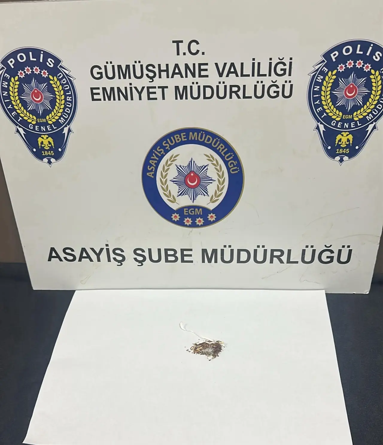 Gümüşhane Emniyetinden arananlardan uyuşturucuya kadar yoğun denetim 3
