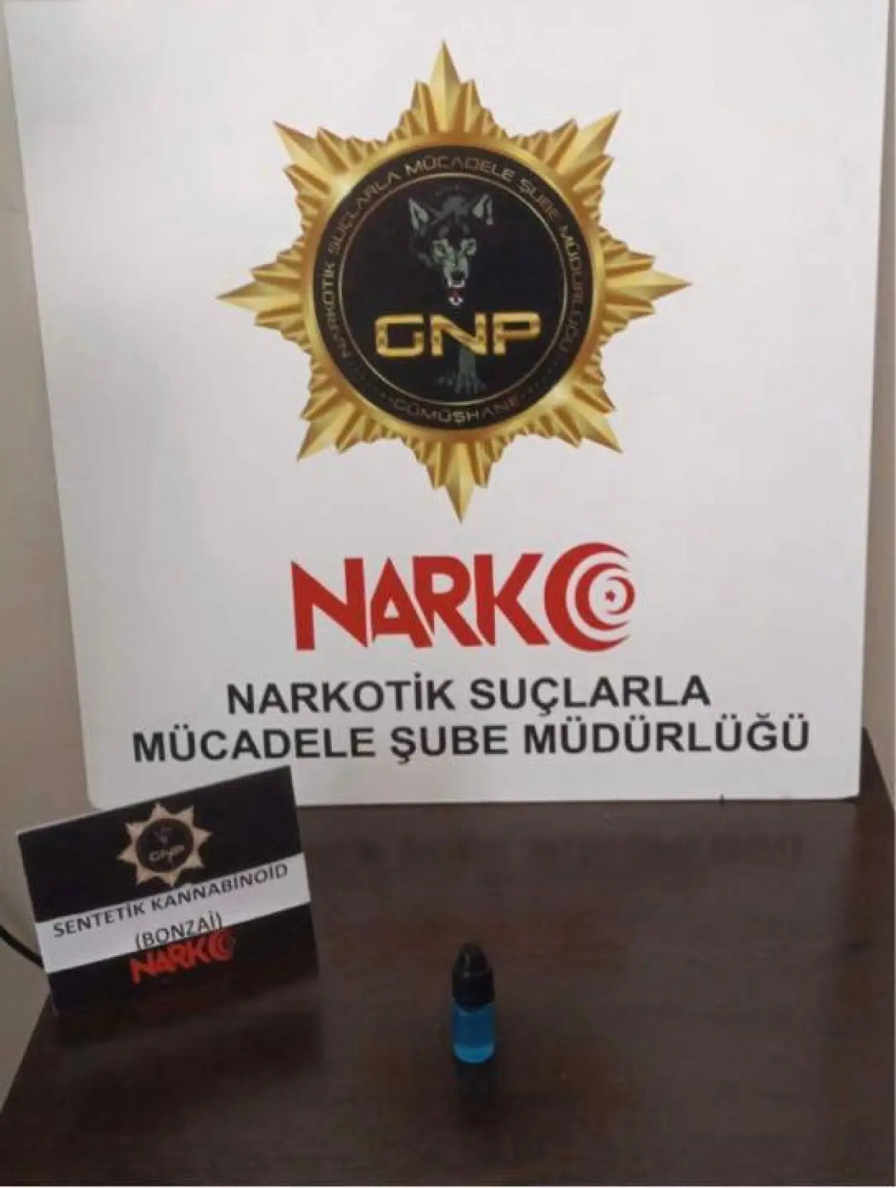 Gümüşhane Polisi Suçluların Peşini Bırakmıyor: 29 Yıl Hapis Cezası Bulunan Firariler Yakalandı 4