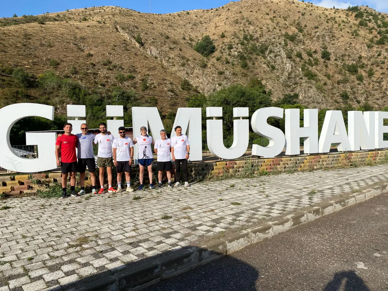 Gümüşhane'de 30 Ağustos Zafer Bayramı'na Özel 30.08 Kilometrelik Tarihi Koşu Düzenlendi 6