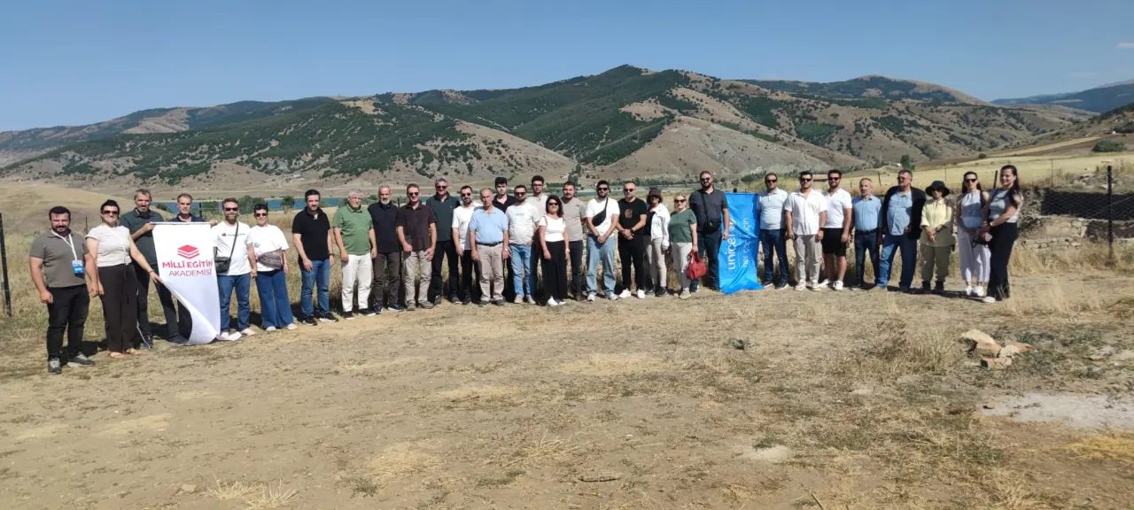 Gümüşhane'de "Birleştirilmiş Sınıflar Çalıştayı" Sona Erdi: Akademisyenler Satala ve Süleymaniye'yi Gezdi 8
