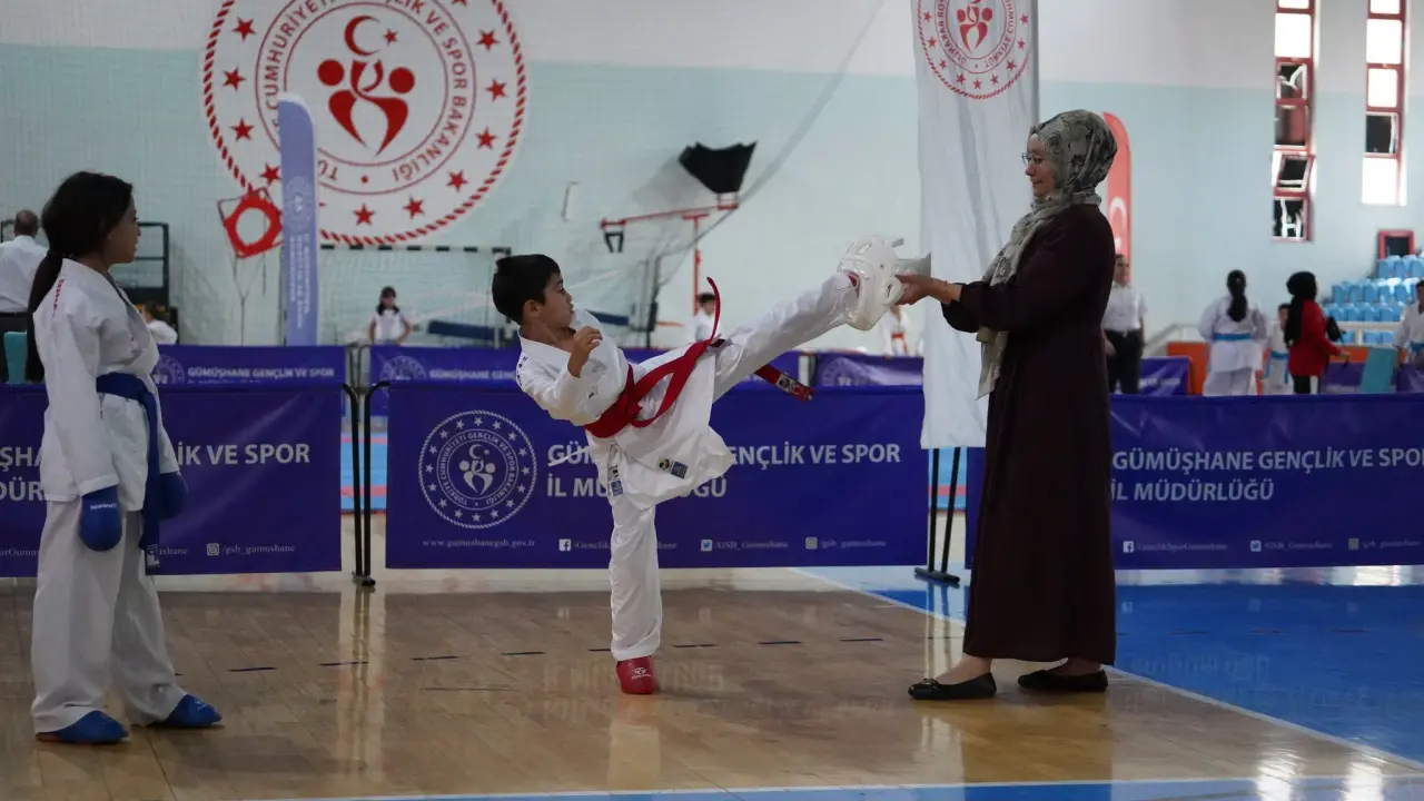 Gümüşhane’de İller Arası Karate Turnuvası Heyecanı Sona Erdi 2