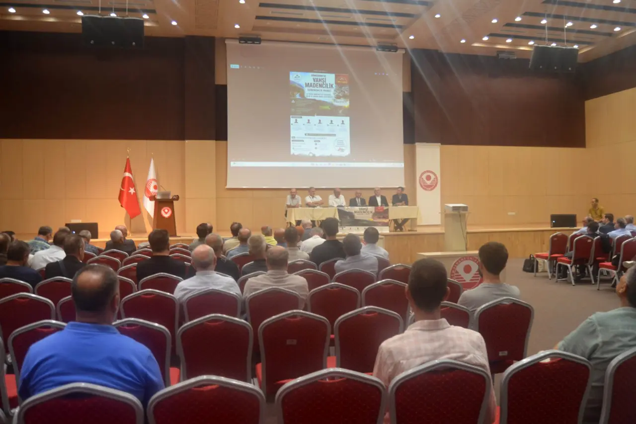 Vahşi Madenciliğin Gümüşhane’ye Etkileri Masaya Yatırıldı 1
