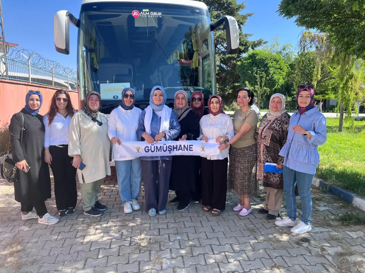 Gümüşhane’den Malazgirt’e Dev Çıkarma: 12 Otobüs ve 500 Teşkilat Mensubu Omuz Omuza Verdi 3