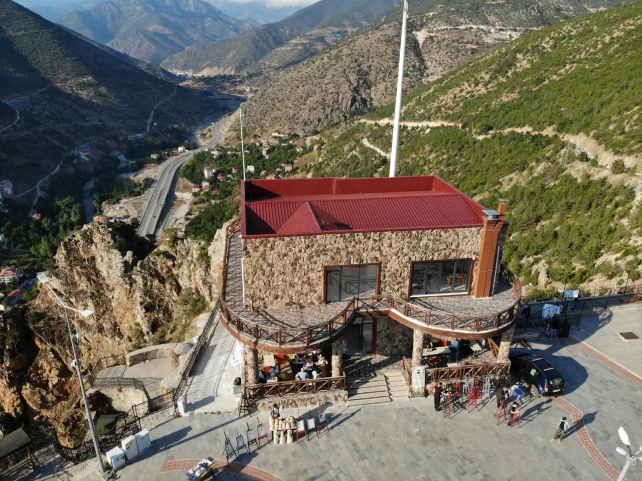 Kadın Kooperatifinin 15 Milyon TL’lik Yatırımı Torul Turizmine Kazandırıldı 13