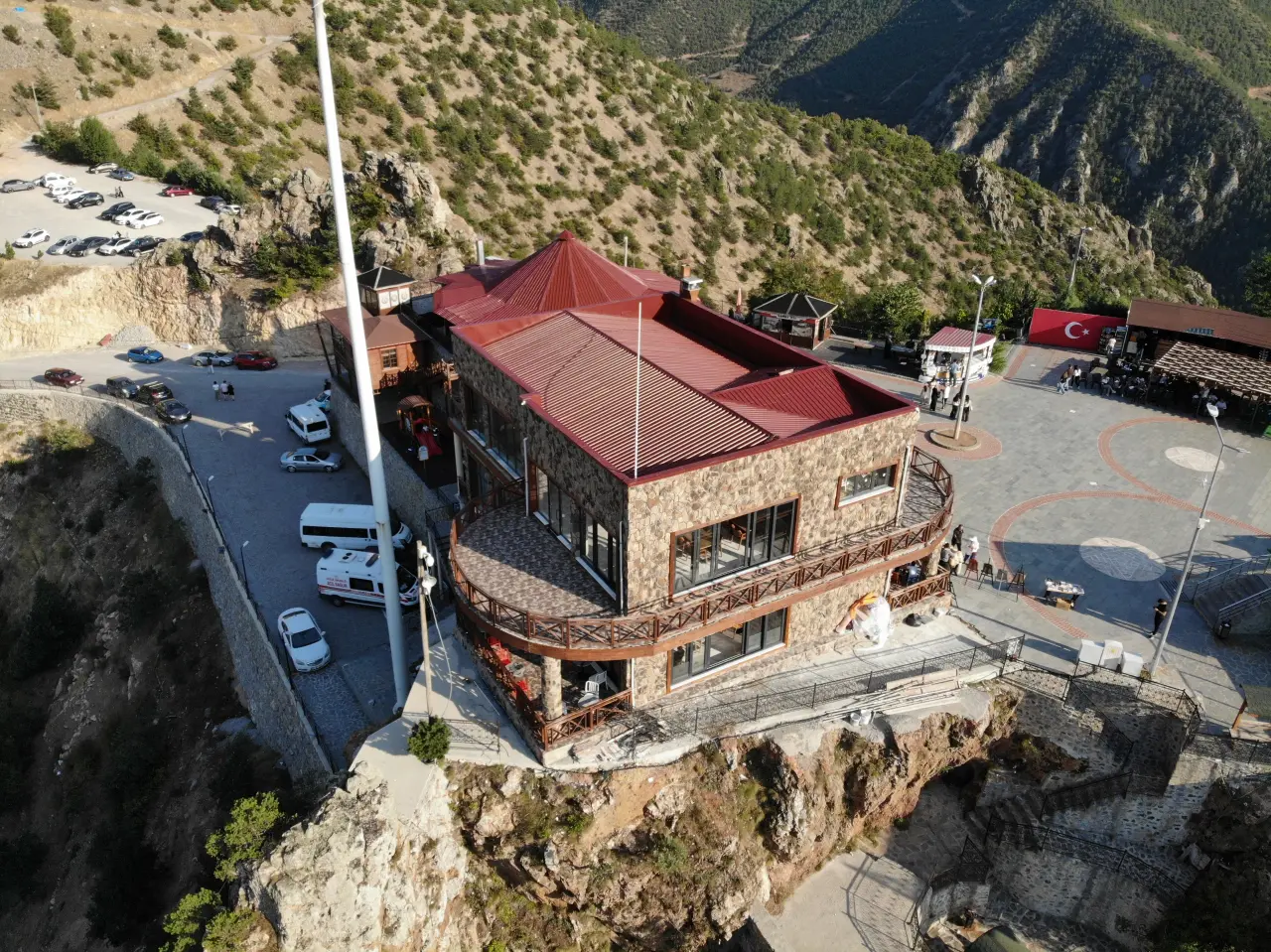 Kadın Kooperatifinin 15 Milyon TL’lik Yatırımı Torul Turizmine Kazandırıldı 11