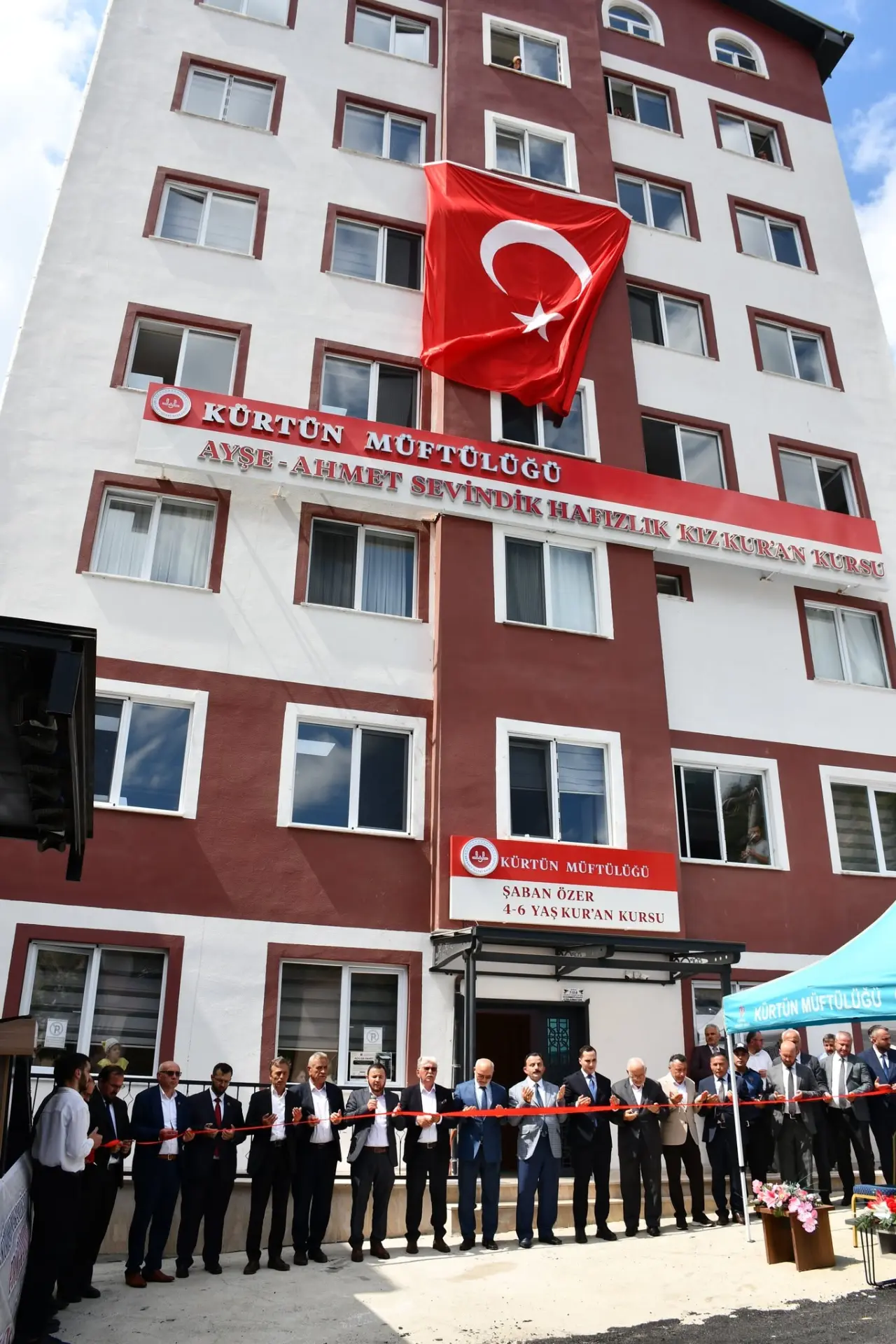 Kürtün'de Dini ve Sosyal Eğitime Dev Katkı: Üç Önemli Eser Hizmete Açıldı 12