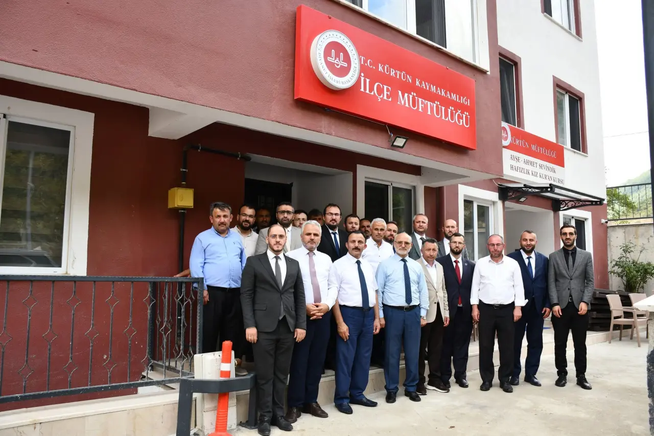 Kürtün'de Dini ve Sosyal Eğitime Dev Katkı: Üç Önemli Eser Hizmete Açıldı 5
