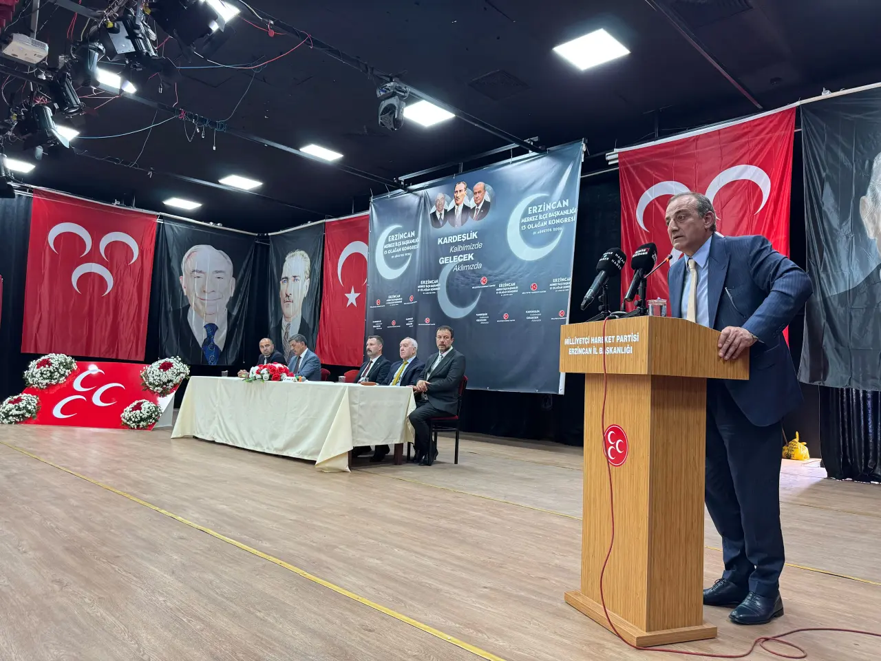 MHP Gümüşhane Milletvekili Musa Küçük Erzincan’da Divan Başkanlığı Yaptı 8